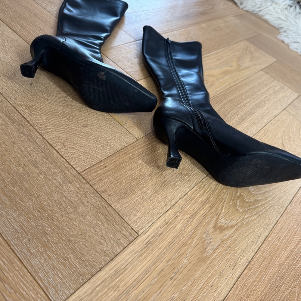Steve Madden Black Knee-High Women's Boots - Picture 2 of 13